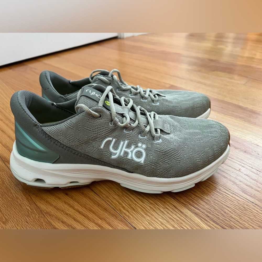 Ryka Sneakers